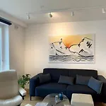 Royal Skir Sea View *