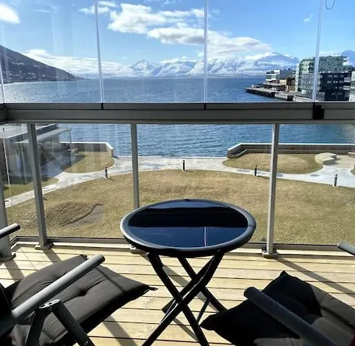 Royal Skir Sea View Apartment *