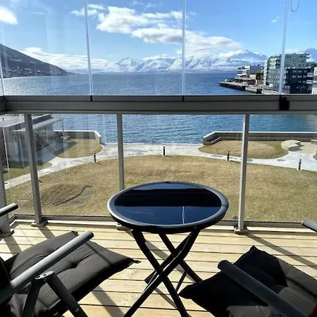 Royal Skir Sea View Lejlighed *