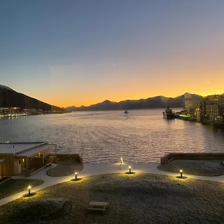 Apartment Royal Skir Sea View Tromsø